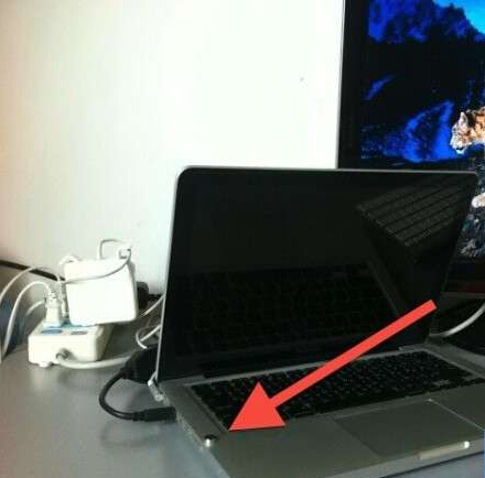 如何利用磁鐵關閉 Macbook Pro/Air 的內置顯示器   三聯