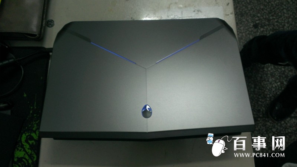 游戲霸主 國行新alienware15開箱4