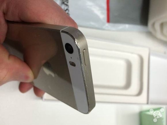 官翻iPhone5s屏幕面外觀