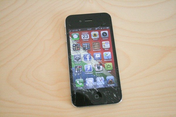 蘋果新專利：手機自我檢測是否被摔    三聯