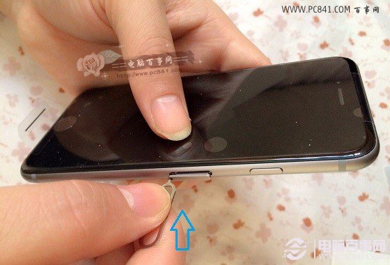 iPhone6打開卡槽示意圖