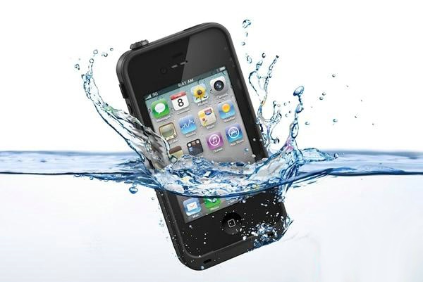 iphone手機掉水裡要怎麼處理？  三聯教程