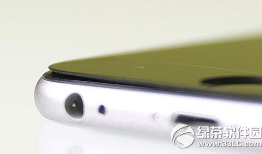 iphone6 plus貼膜教程：蘋果6 plus貼膜方法3則2