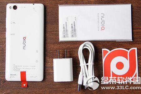 nubia z7 mini電池可拆卸嗎？努比亞z7 mini電池可不可以拆卸1