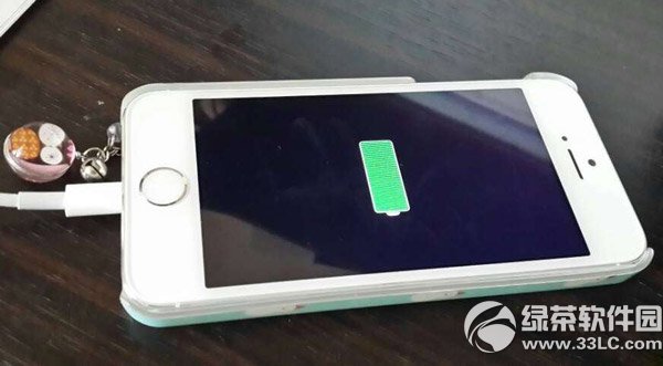 港版iphone5s充電器發熱/發燙解決方法1