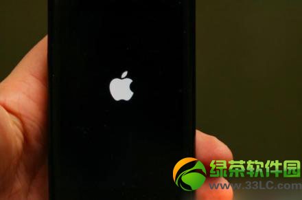 ios7自動重啟怎麼辦？升級ios7正式版後自動重啟解決方法匯總1