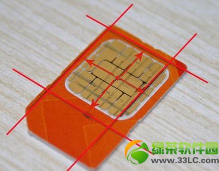 micro sim剪卡教程：不用剪卡器將sim卡剪成Micro_SIM卡2