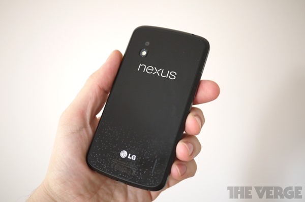 谷歌nexus 4針具使用測評:外形優雅,配置強大