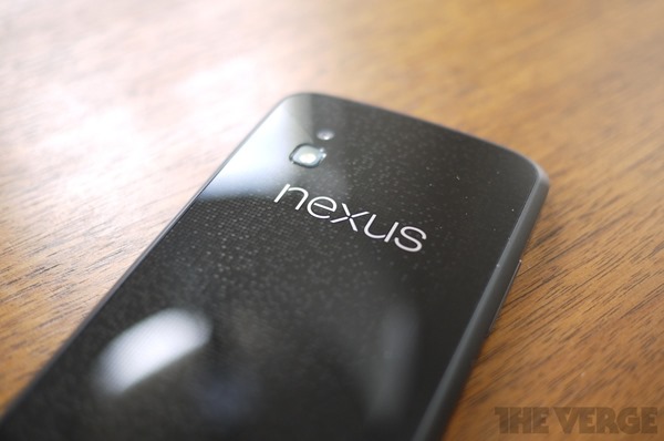 谷歌nexus 4針具使用測評:外形優雅,配置強大