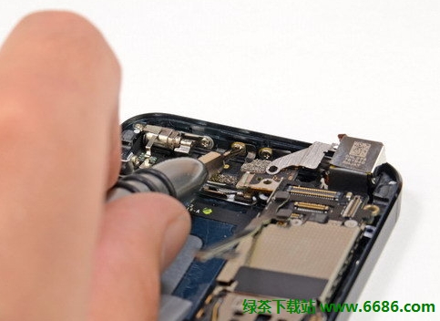 蘋果iPhone5拆機報告 揭秘內部芯片03
