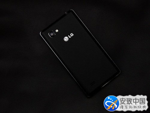 1.5GHz四核720p靓屏 LG P880詳細評測