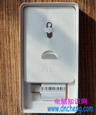 ZUK Z1安裝sim卡詳細方法，ZUK Z1怎麼裝卡圖文教程