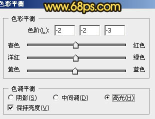 PS青綠色天空下的金黃草地人物照片